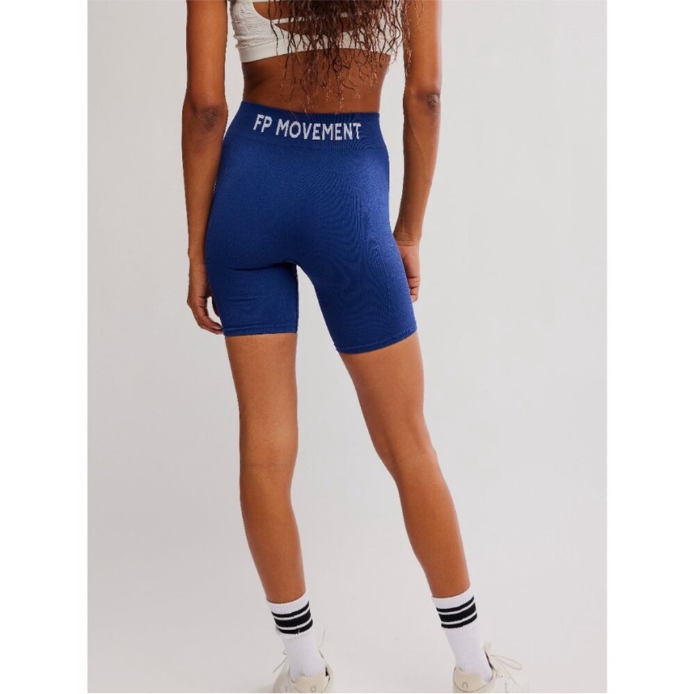 FP Movement Long haul logo Bike Shorts - Picture 3 of 7